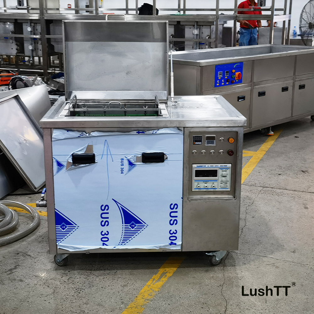 Precision Hardware Plastic Molds Ultrasonic Electrolysis Mold Cleaning Machine 52L - Image 3